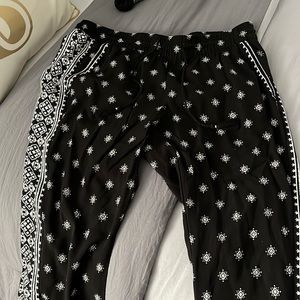 women’s pants